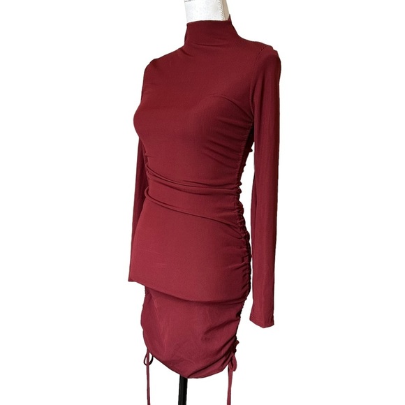 Almost Famous Side Drawstring Mock Neck Bodycon Dress SZ Medium Red Fall NEW - Picture 2 of 9